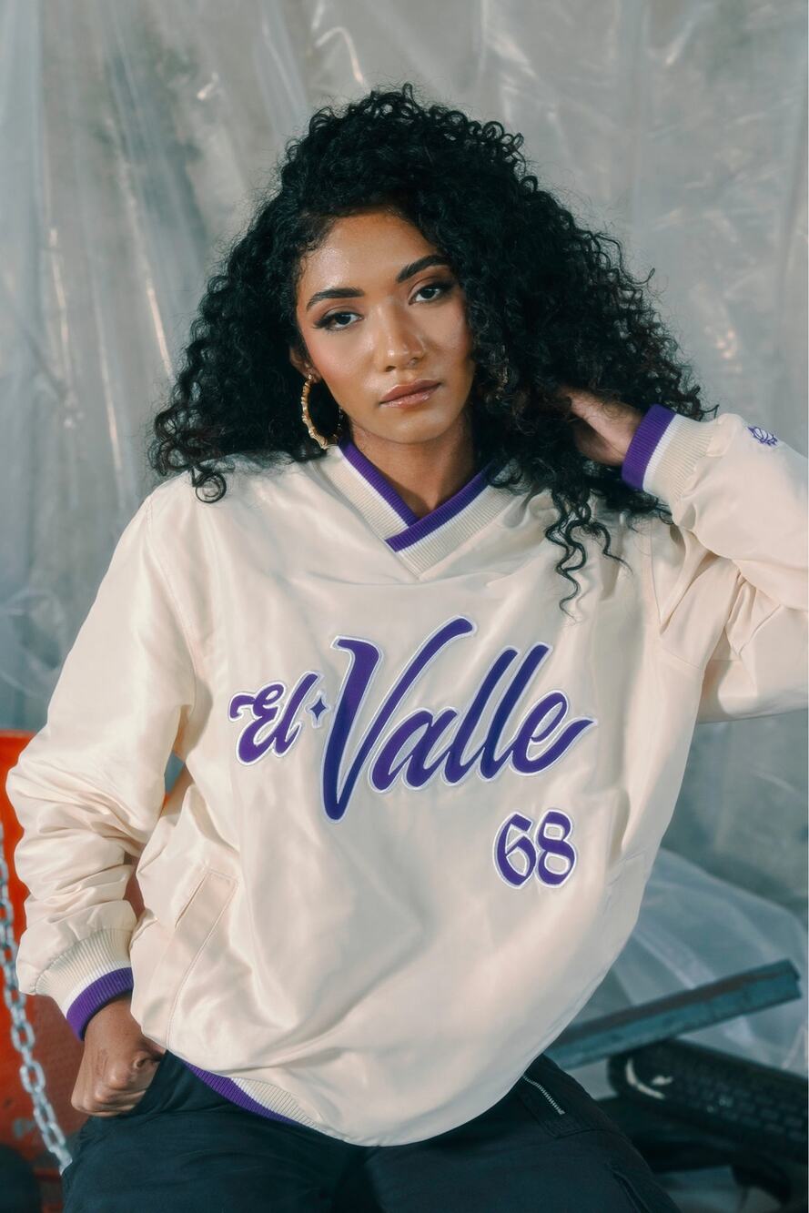 NWOT Phoenix Suns “El Valle” 68 Pullover Jacket Cream/Purple, Size M, Wilde Coll